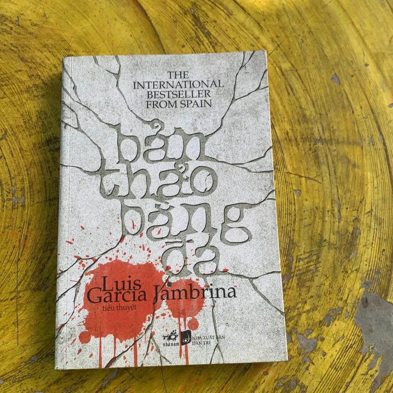  BẢN THẢO BẰNG ĐÁ - LUIS GARCIA JAMBRINA 747647