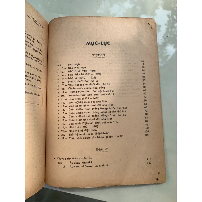 SỬ ĐỊA LỚP BẢY - BẰNG PHONG 753224