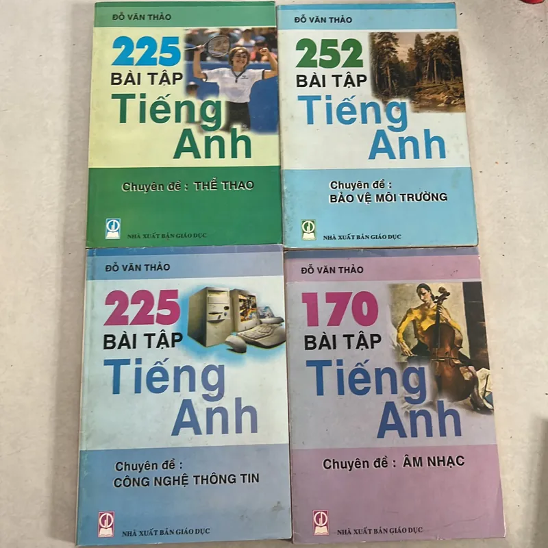 Bài tập Tiếng Anh theo chuyên đề ( 4 cuốn) 558066