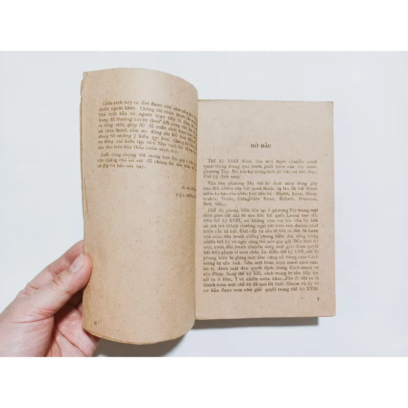 Văn Học Phương Tây Thế Kỷ XVIII - Phùng Văn Tửu & Đỗ Ngoạn 787598