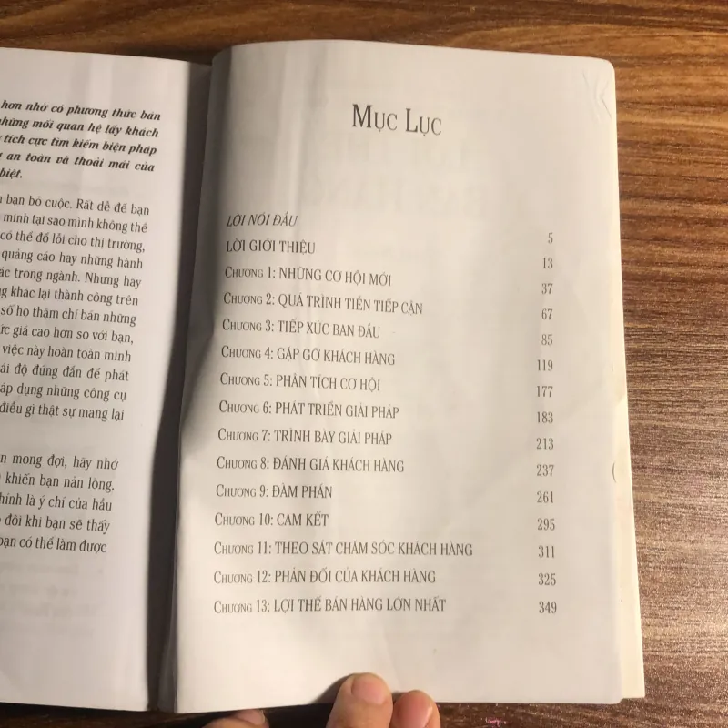 Lợi thế bán hàng  989809