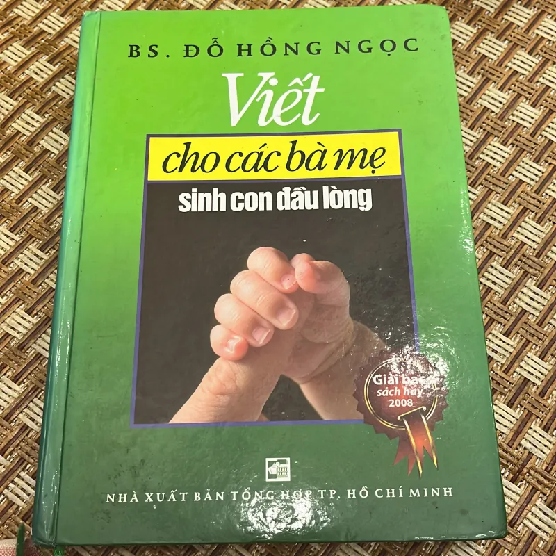 Sách dành cho các bà mẹ sinh con đầu lòng 1013530