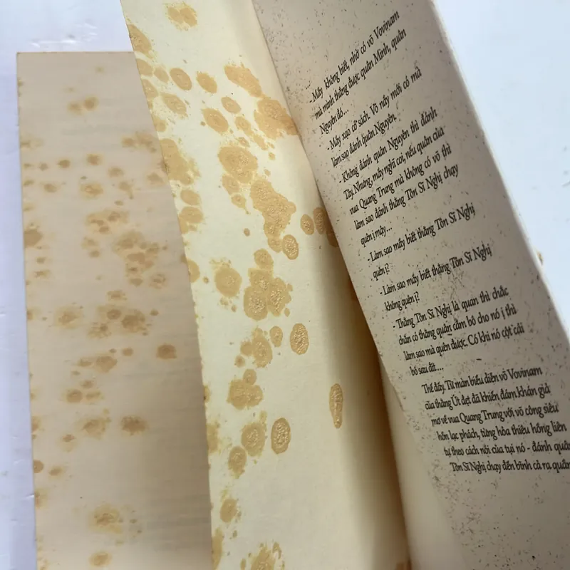 Chú chiếu bóng, nhà ảo thuật, tay đánh bài, và tụi con nít xóm nhỏ Sài Gòn năm ấy 597624