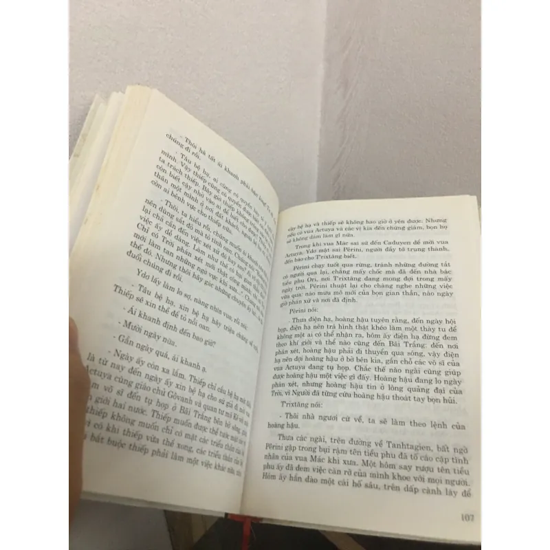 Bốn câu chuyện tình 1033960