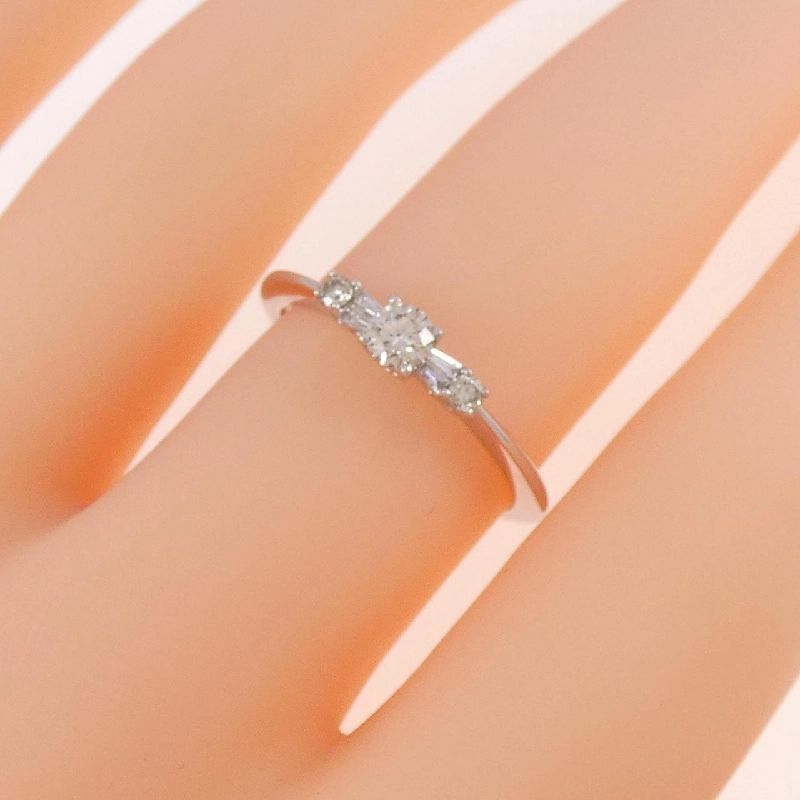 Nhẫn kim cương K18WG 0.22CT 673306