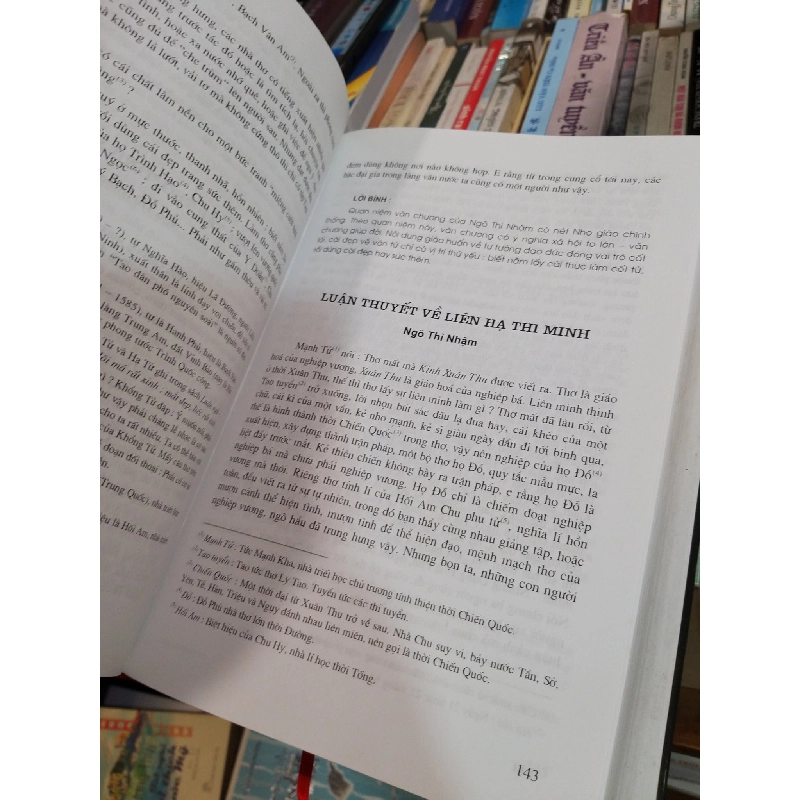 10 thế kỉ bàn luận về văn chương - Từ thế kỉ X đến nửa đầu nửa thế kỉ XX 777166