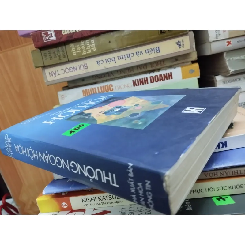 Thưởng ngoạn hội hoạ 999836