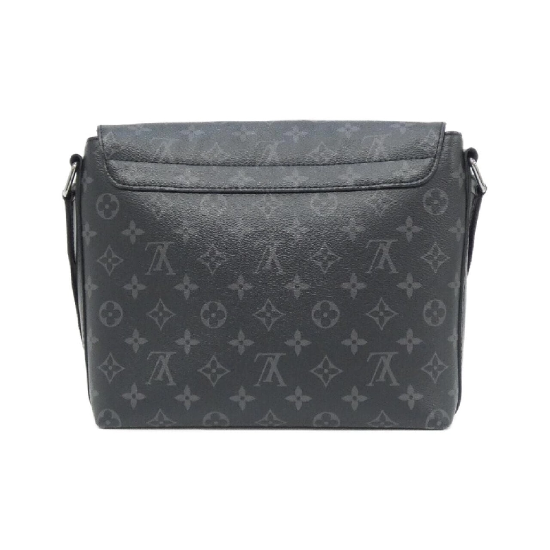Túi đeo vai Louis Vuitton Monogram Eclipse District PM M45272 - Hàng hiệu Chính hãng 776589