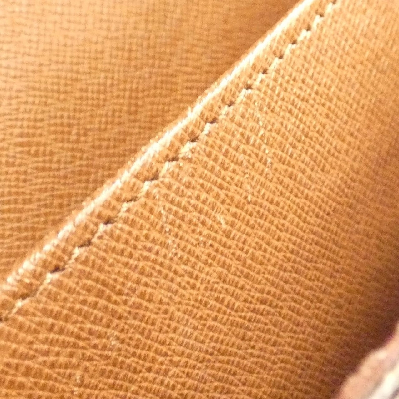 Túi đeo vai Louis Vuitton Monogram Cartsier 26cm M51252 612035