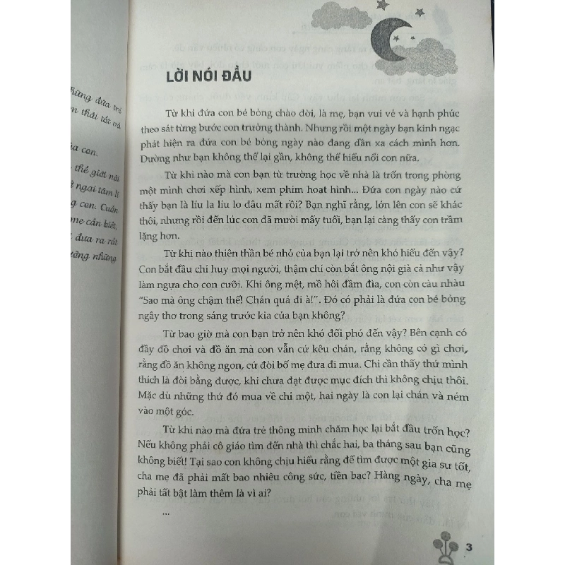 Thấu hiểu tâm lí trẻ để yêu con đúng cách mới 70% ố vàng 2017 HCM1906 Trương Binh SÁCH MẸ VÀ BÉ 915930
