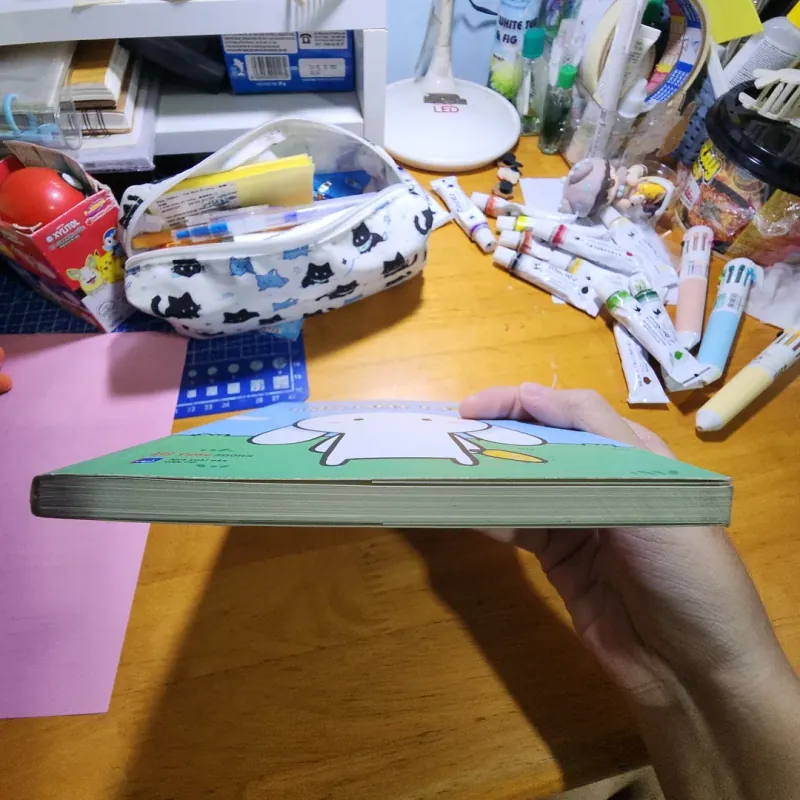 Thỏ 7 màu và những người nghĩ nó là bạn 926206