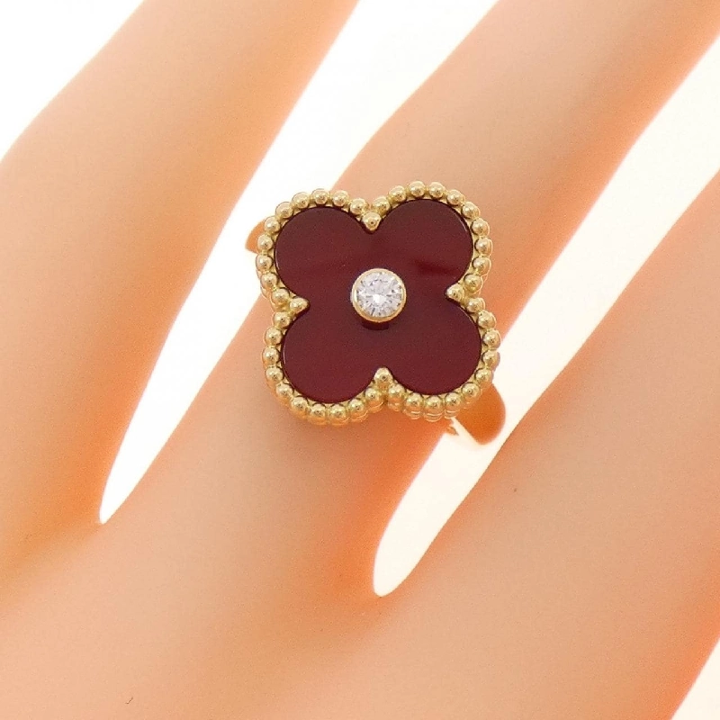 Nhẫn Vintage Alhambra Van Cleef & Arpels - Hàng hiệu Authentic 839849