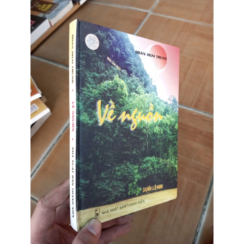 (Sách cũ SCGR) Về nguồn - Hoài Trung VAVO-A2 Blogmeo090426 1013911