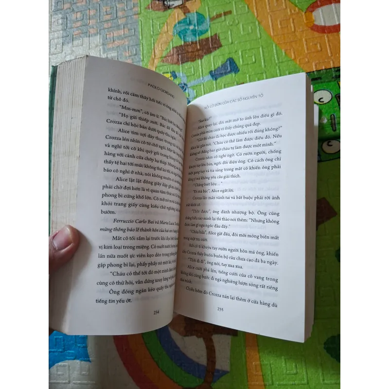 Nỗi cô đơn của các số nguyên tố 788300