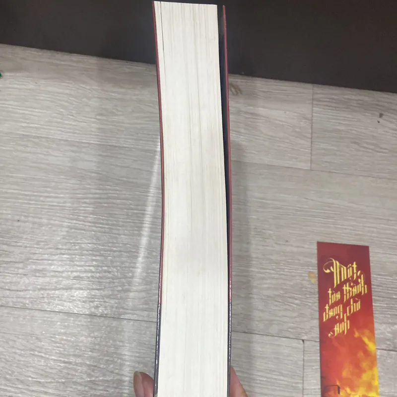 Một Toà Thành Đang Chờ Anh. 735623