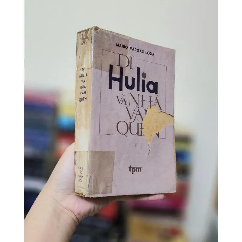 DÌ HULIA & NHÀ VĂN QUÈN 709240