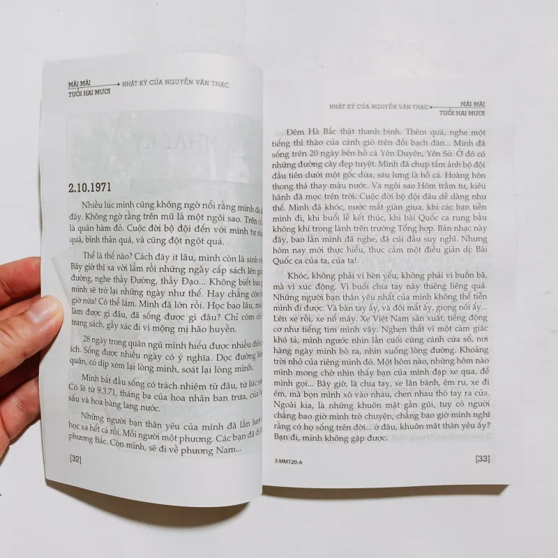 Mãi Mãi Tuổi Hai Mươi - Nhật Ký Thời Chiến Việt Nam 996952