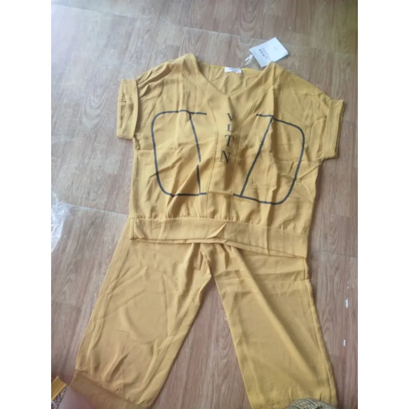Còn tem nhãn hiệu  1031157