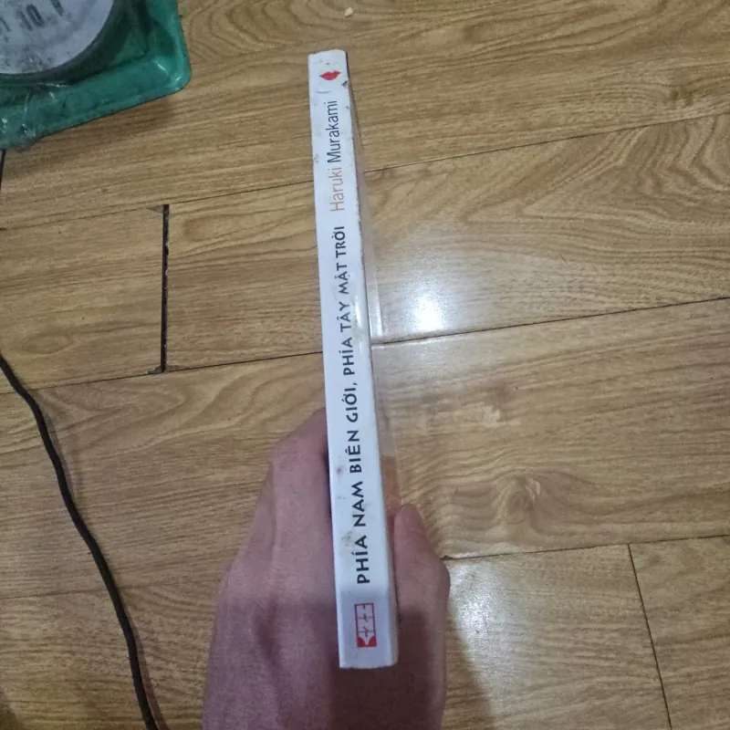 Phía nam biên giới, phía tây mặt trời
40k 758663