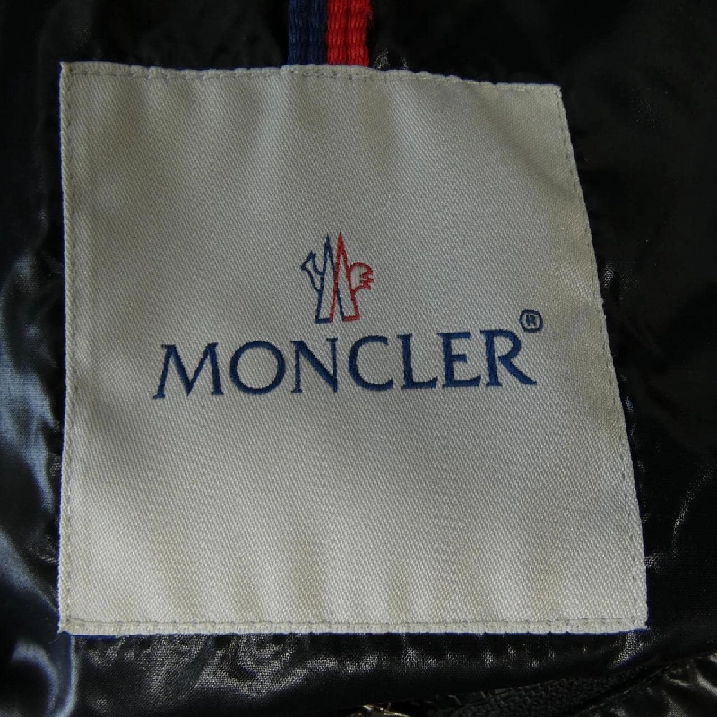 Moncler MONCLER Áo khoác lông 636780