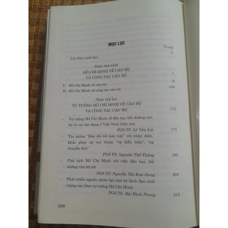 TƯ TƯỞNG HỒ CHÍ MINH VỀ CÁN BỘ VÀ CÔNG TÁC CÁN BỘ 762377