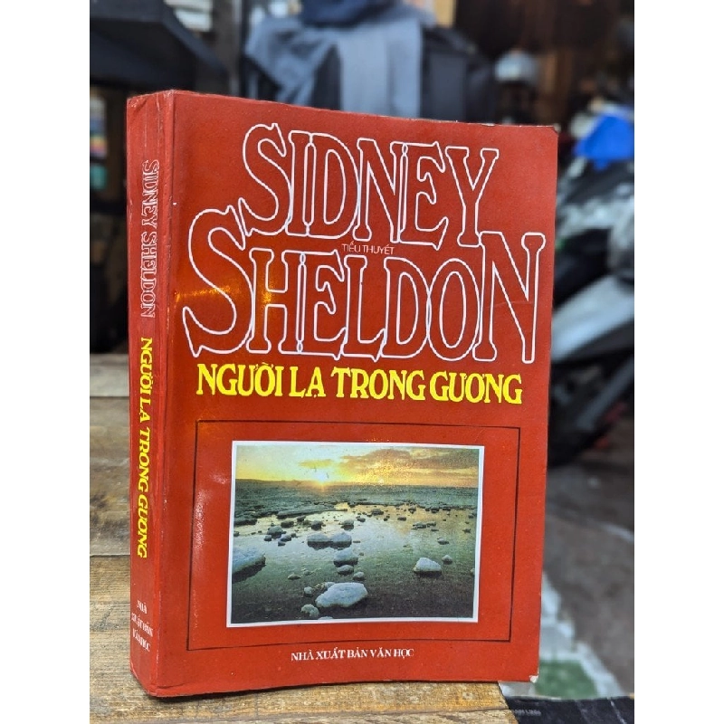 Người lạ trong gương - Sidney Sheldon 335539