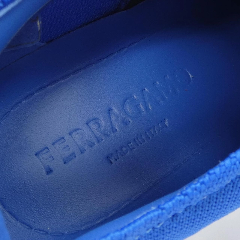 Giày sneaker FERRAGAMO - Hàng hiệu Authentic 904483