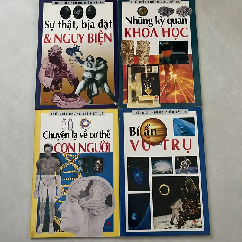 Thế giới những điều kì lạ (4 cuốn) 596746