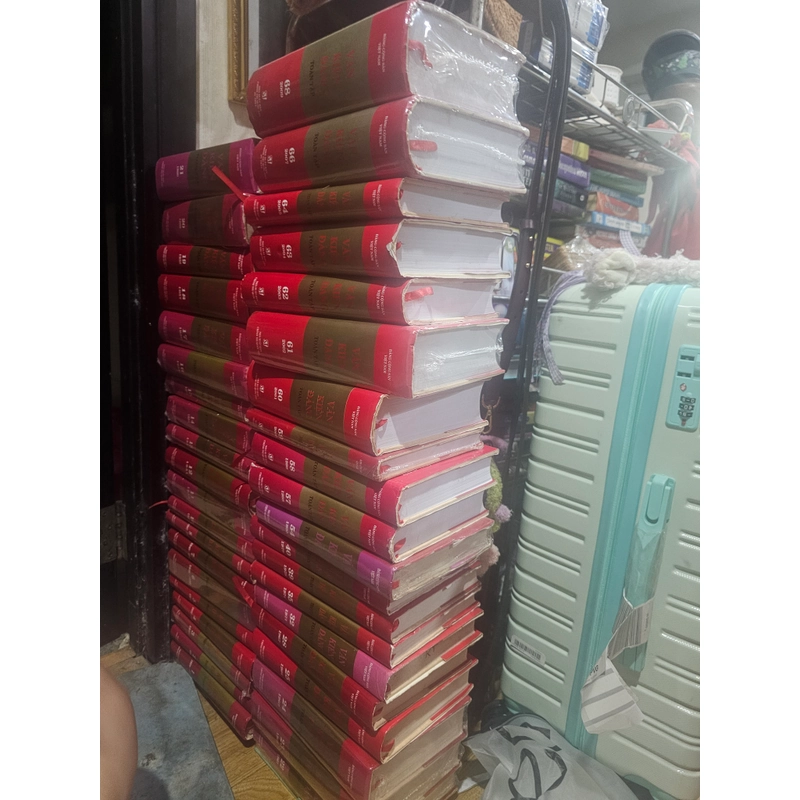Văn kiện Đảng toàn tập (bìa cứng) bán lẻ 80k 1 quyển. 506342