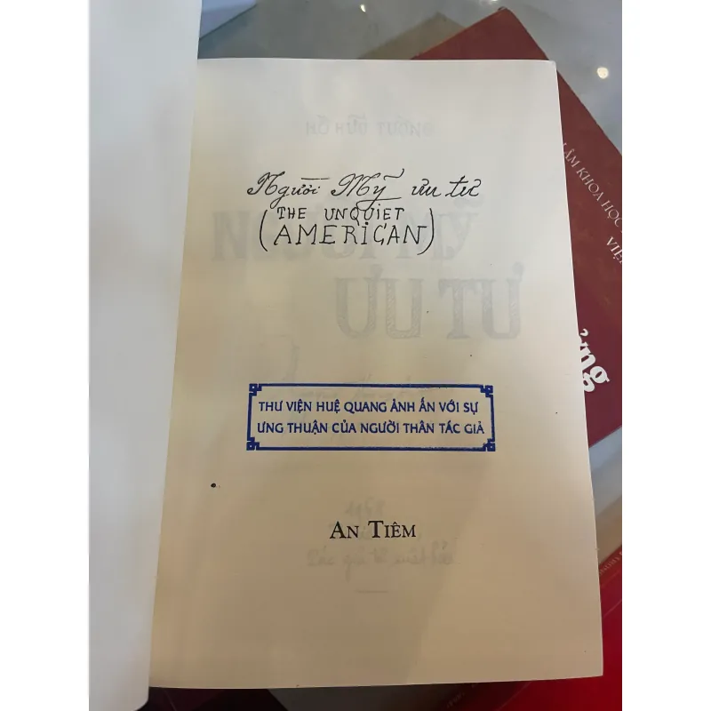 NGƯỜI MỸ ƯU TƯ  - HỒ HỮU TƯỜNG  1027445