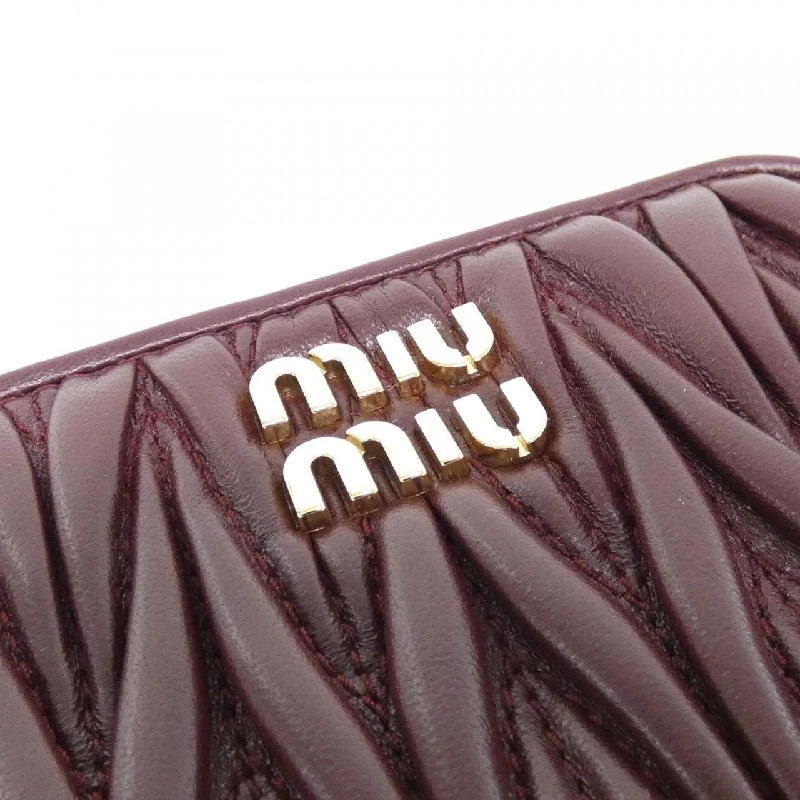 【Sản phẩm mới】Miu Miu 5MM268 ví đựng tiền xu 621157