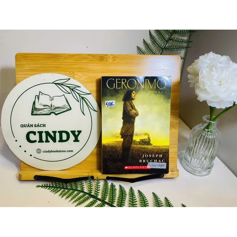 [Sách tiếng Anh 2hand] Like new 90% - 🪶 Geronimo – Joseph Bruchac 715186