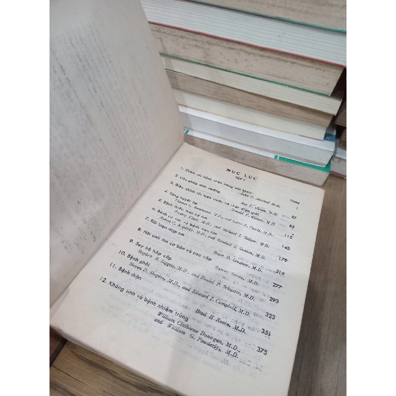 Sổ tay điều trị nội khoa: Tài liệu dịch - Trường Đại học Y dược TP. Hồ Chí Minh 755722