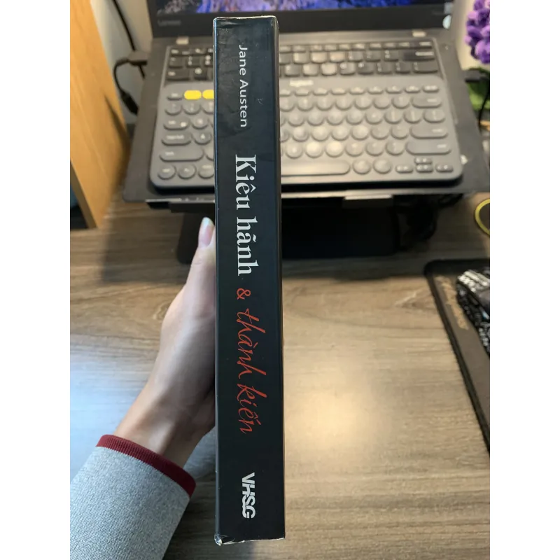 Kiêu hãnh và Định kiến (Thu Trinh dịch 2008) 788118