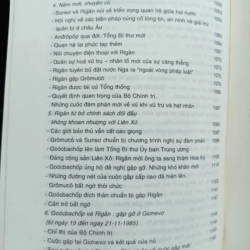 Đặc biệt tin cậy - Vị đại sứ ở Washington qua 6 đời tổng thống Mỹ 1001469