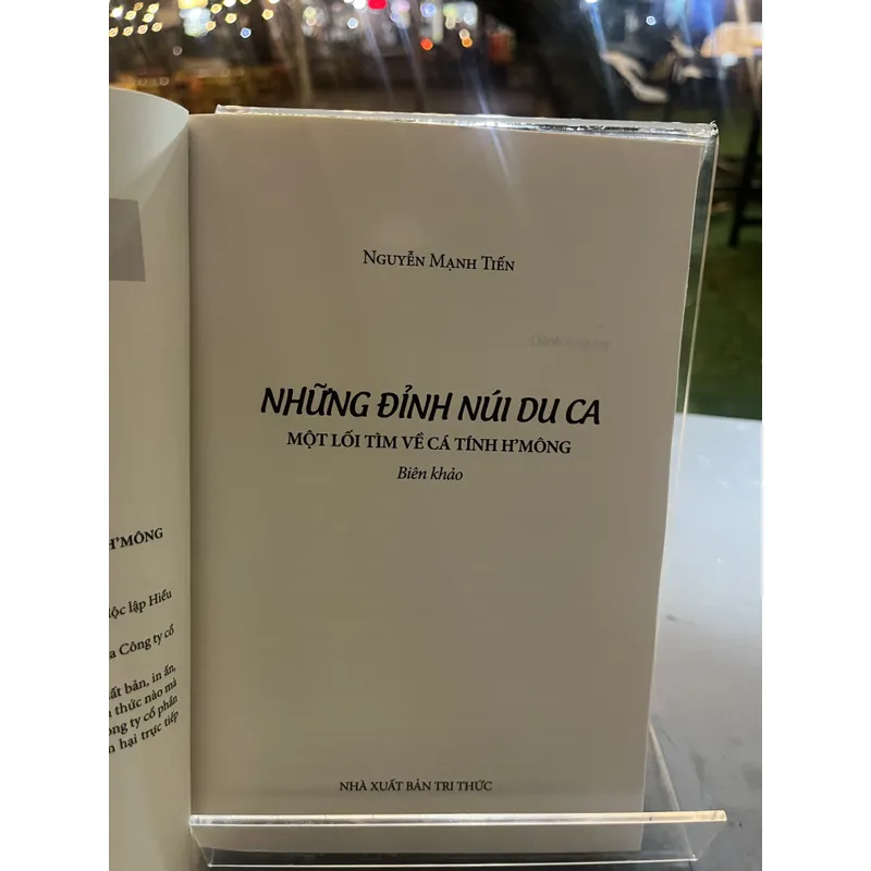 NHỮNG ĐỈNH NÚI DU CA - NGUYỄN MẠNH TIẾN 731283