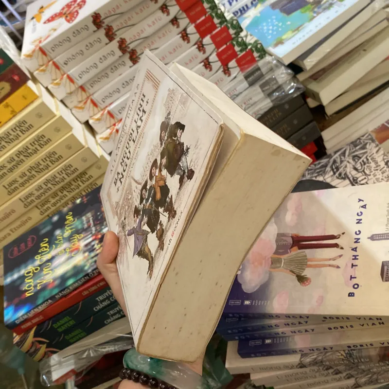 Ba người lính ngự lâm" của tác giả Alexandre Dumas 994292