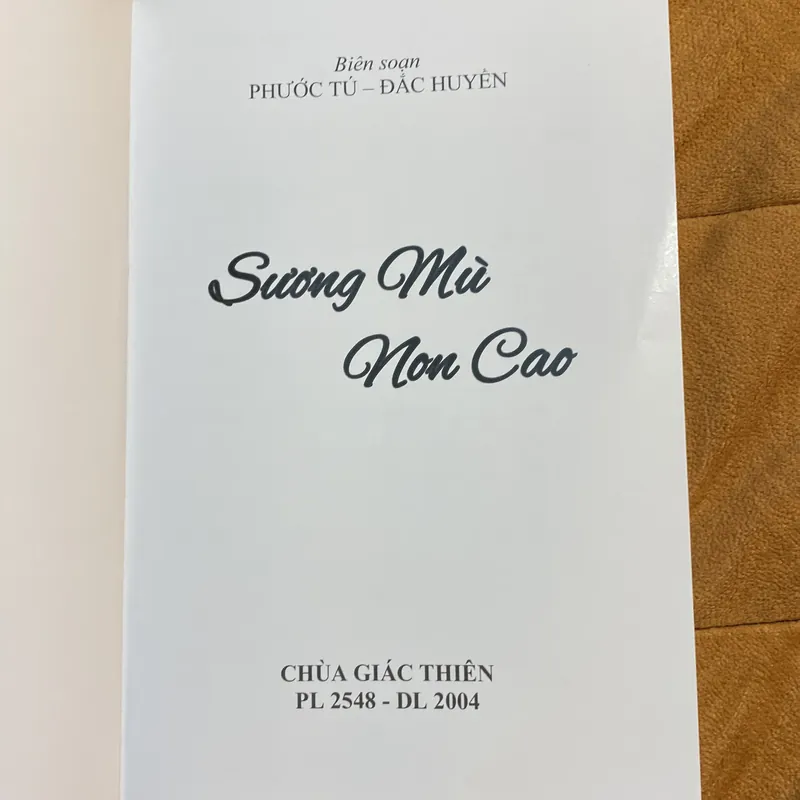 Sương Mù Non Cao - HT Thích Như Phước Tú 605412