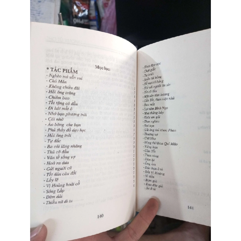 Thơ Tú Xương 2001 mới 80% ố Văn học Việt Nam HCM1004 1007419