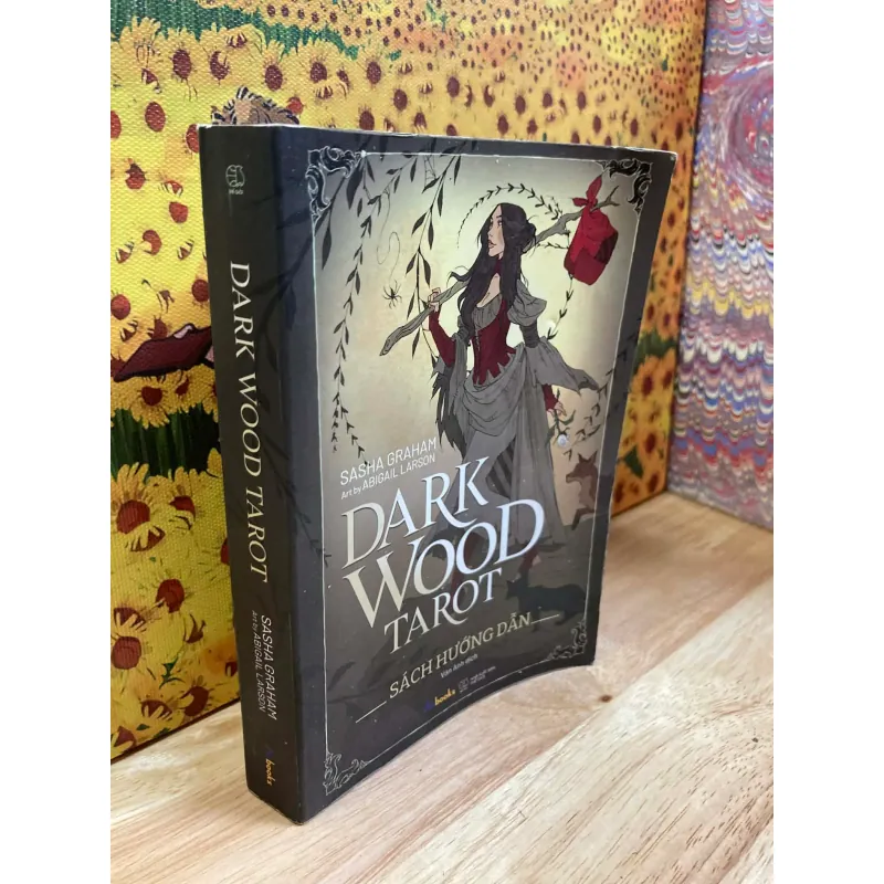 Dark Wood Tarot - Sách Hướng Dẫn - Sasha Graham 994221