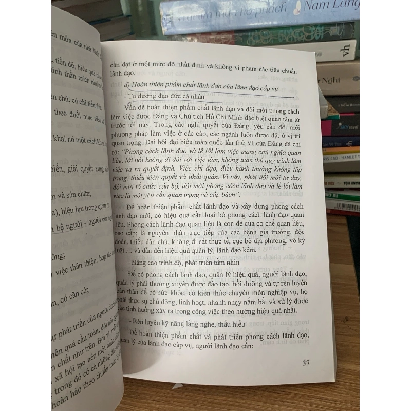 Năng lực quản lý kĩ năng lãnh đạo quản lý cấp vụ -NXB Bách khoa HN 728029