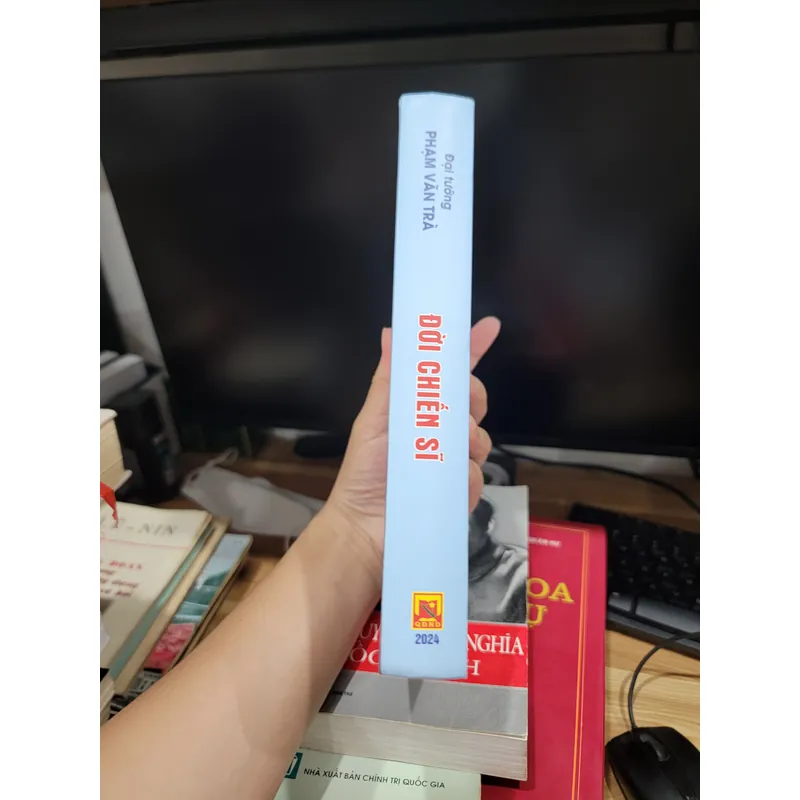 Đời chiến sĩ - Hồi ký đại tướng Phạm Văn Trà  688332