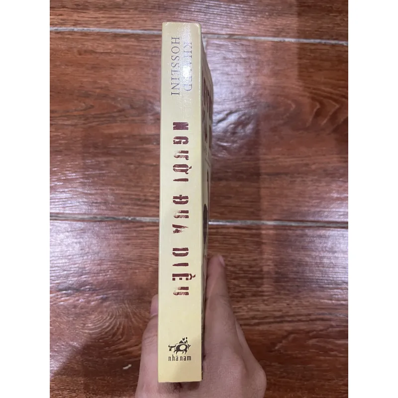 Người đưa diều (8) 620947