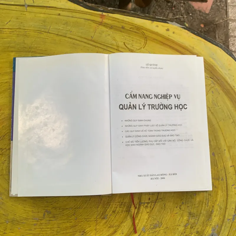 CẨM NANG NGHIỆP VỤ QUẢN LÝ TRƯỜNG HỌC - LÊ QUỲNH 956944