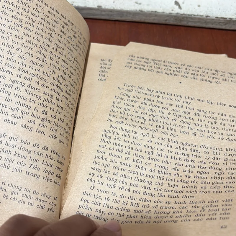 II Sách Xưa: Tục Ngữ Việt Nam - 1975 750604