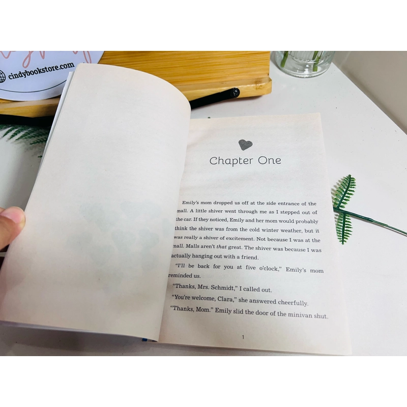[Sách 2hand từ US] Like new 90% - Playing Cupid – Jenny Meyerhoff 475250
