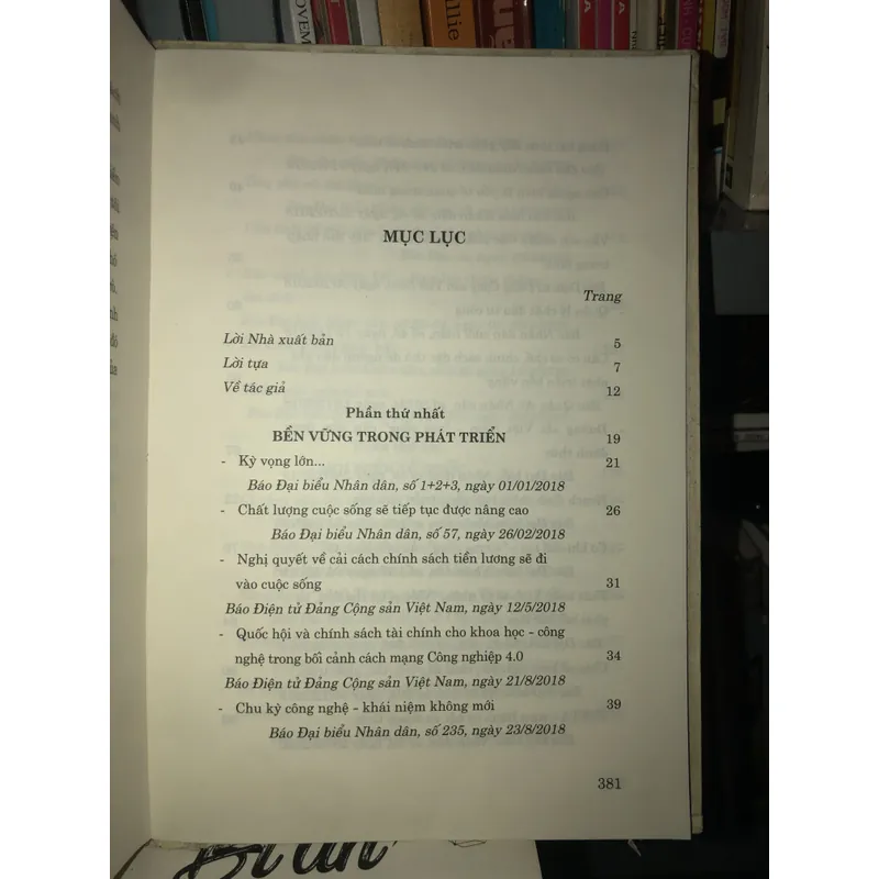 Dòng chảy nghị trường - Trần Văn 697240