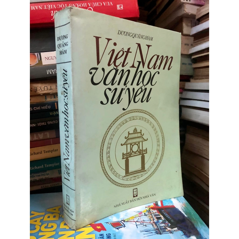 Sách Việt Nam văn học sử yếu - Dương Quảng Hàm 306891