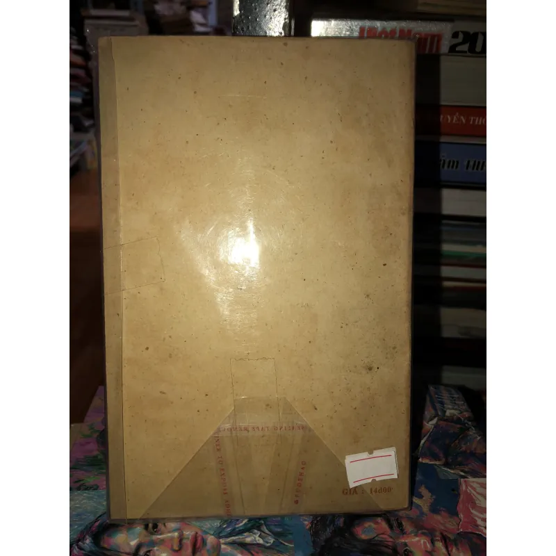 Ánh sáng sau rèm cửa - Xabo Miklôsơ 970957