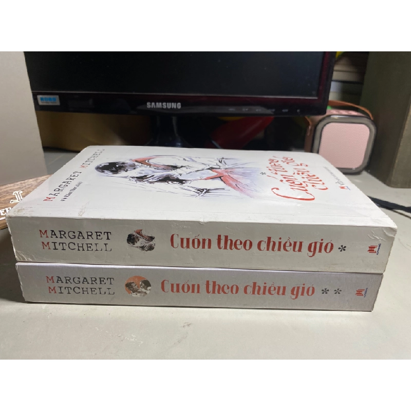 Cuốn Theo Chiều Gió ( Bộ bìa mềm 2 tập)- Margaret Mitchell- Vũ Kim Thư dịch- Tiểu thuyết- NXB Văn Học 2016- Sách lưu kho mới 95% 447797